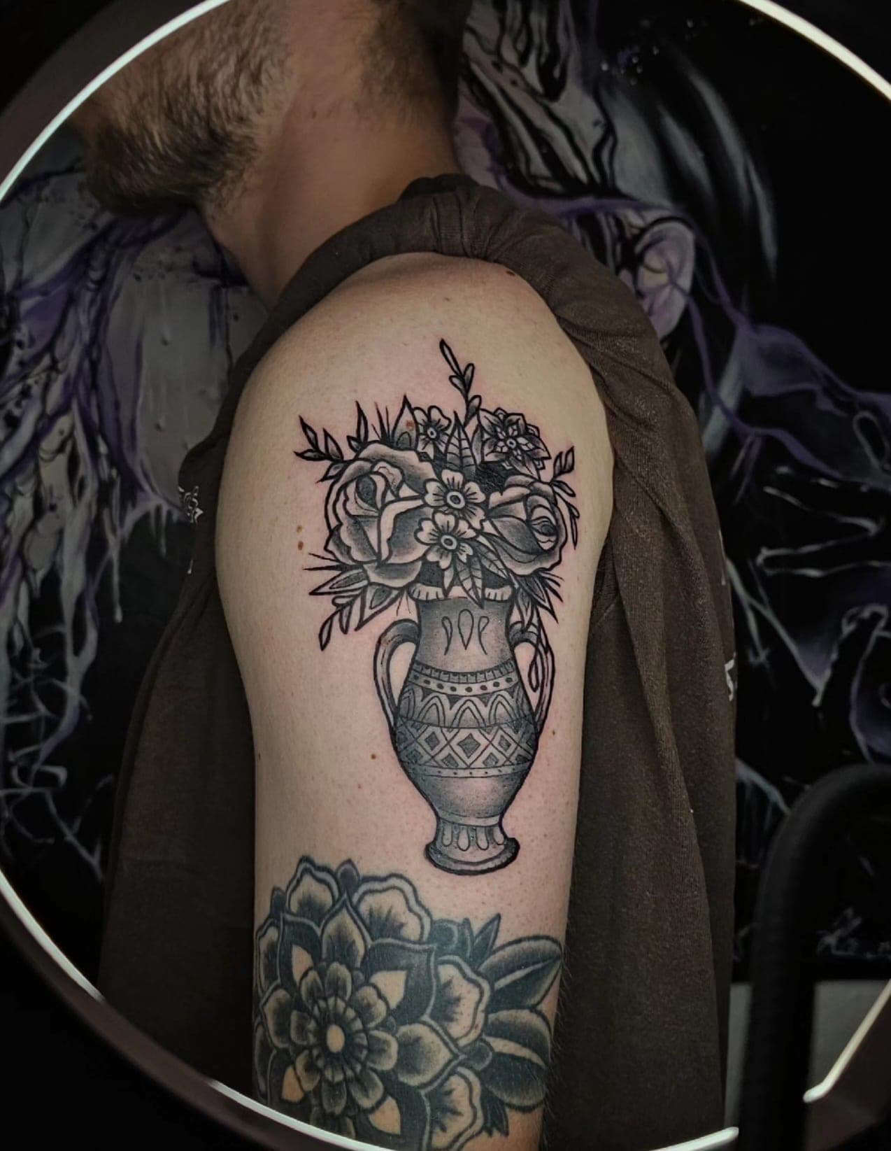 Vase – Blackwork, Illustrativ, Oldschool von Maya, Atelier Noir nu Köln