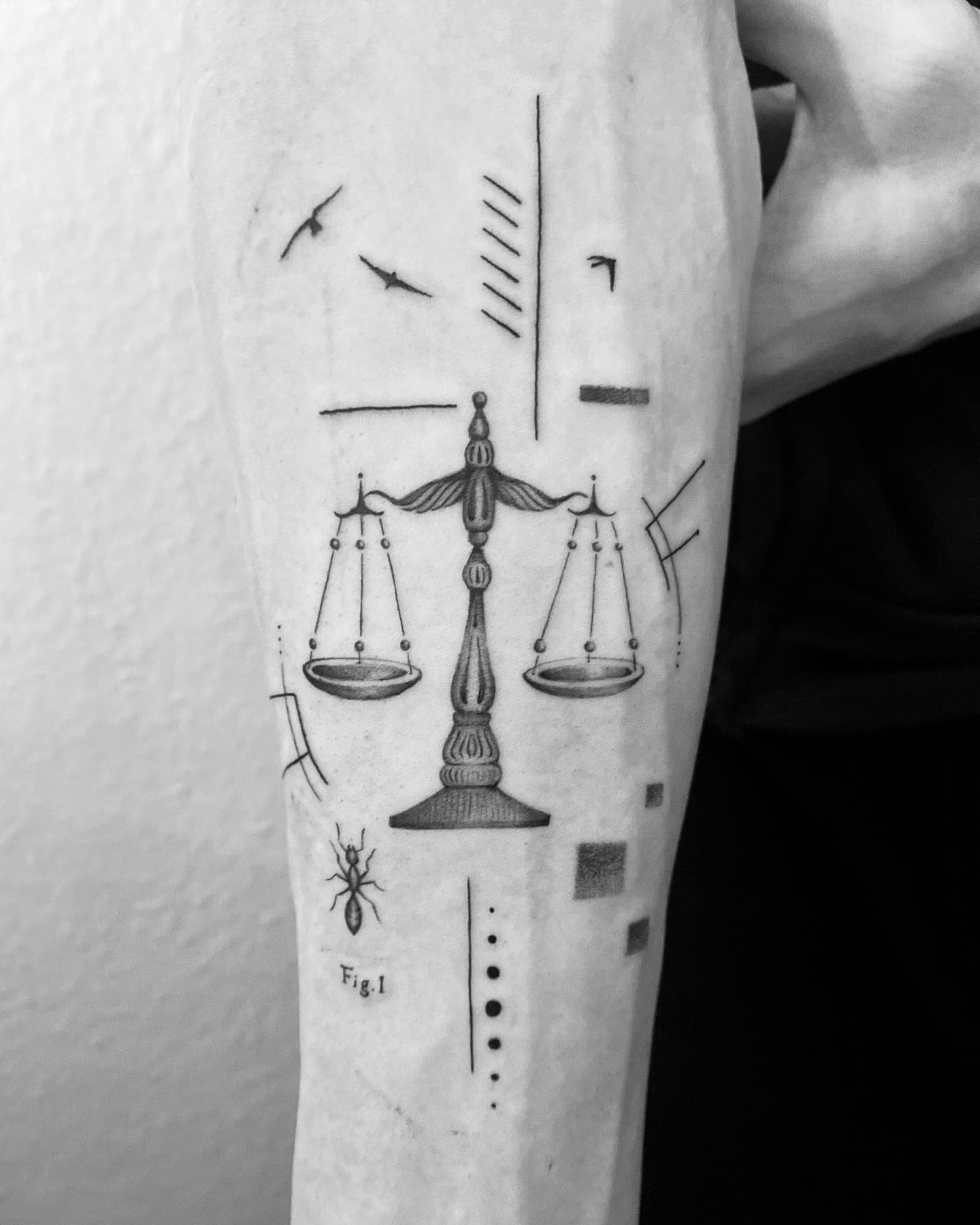 Ornament Fineline – Fineline, Mikrorealismus, Ornamente, Realismus von Patricia, Atelier Noir nu Köln
