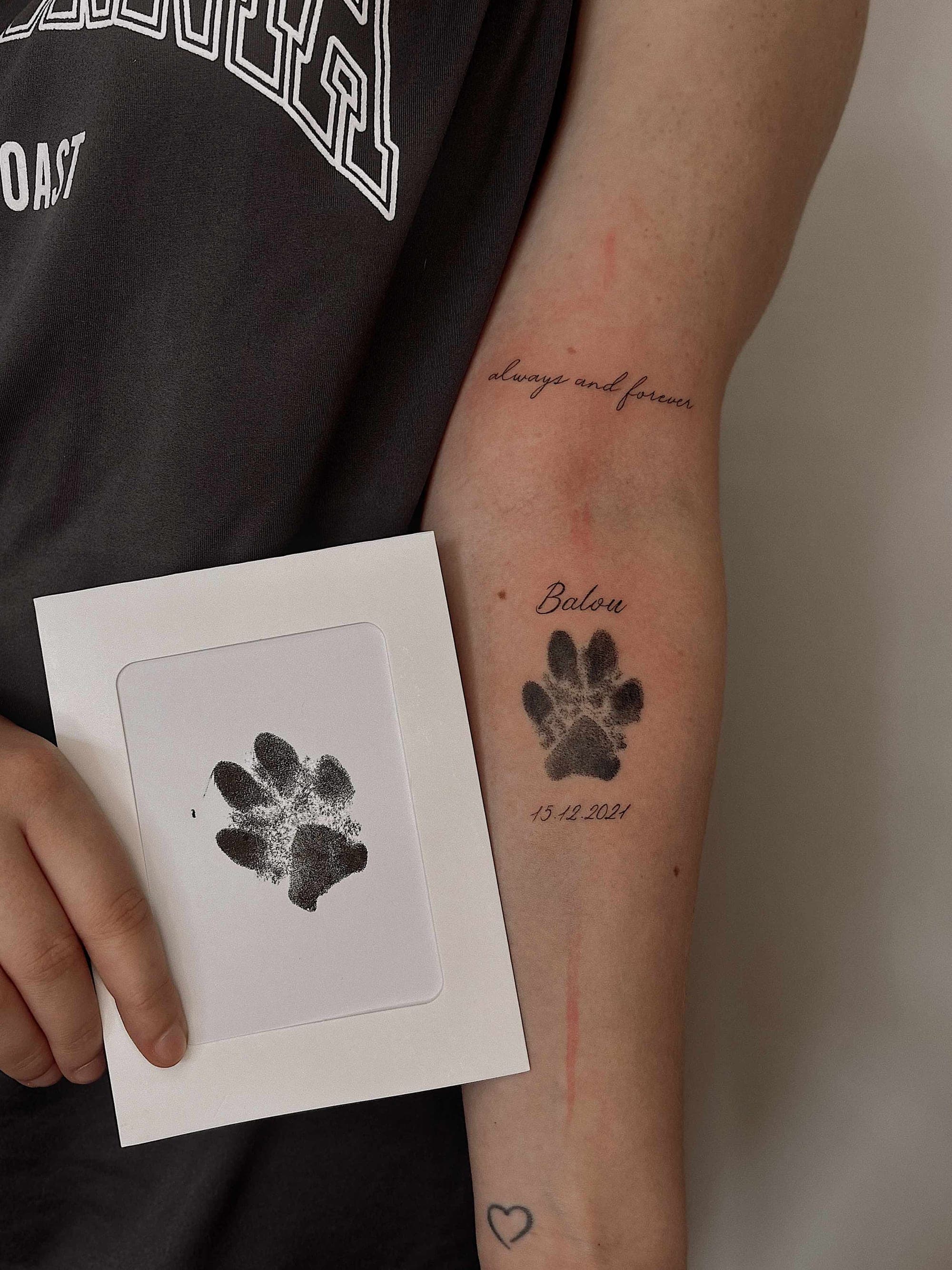 Pfote – Dotwork, Lettering von Sarah, Atelier Noir nu Köln