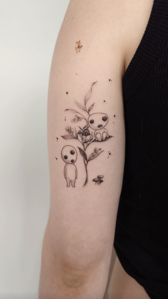 Kodama Tattoo im Fineline-Stil von Viktoria im Atelier Noir nu Köln Ehrenfeld